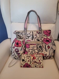 Coach Poppy Graffiti Petal Print Tote 16306 (SV) & Zip Wallet (GoldTone) 2pc Set - Picture 1 of 18