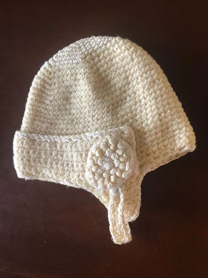 Vtg Baby/Doll Bonnet Knitted Beige handmade - Image 1 of 4