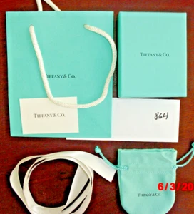 New Tiffany and Co necklace box pouch drawstring white ribbon blue gift bag - Bild 1 von 7