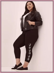 TORRID SEXY (6x30) CROP PREMIUM LEGGING SIDE SKULLS SCHABLONE SIDE BLACK - Bild 1 von 4