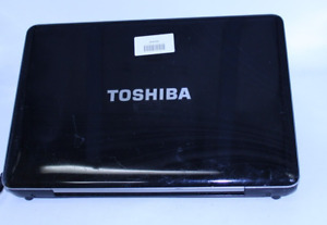 Toshiba Satellite A505 16" 250 GB HD 4 GB RAM i3 M 330 30 day warranty Linux