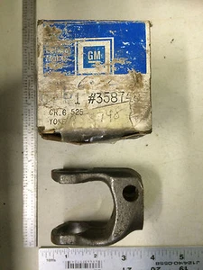 Genuine GM 358748 Yoke NOS OEM - K0116 - Picture 1 of 5