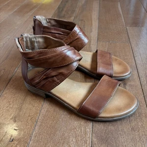 Sandalias de cuero marrón brandy Miz Mooz Daphne para mujer al tobillo cruzado talla 39/8,5 - Imagen 1 de 12