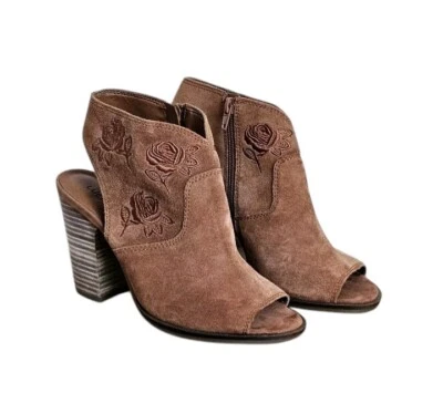 Botas Lucky Brand para mujer punta abierta talla 7,5 marrón gamuza rosa tacón bordado Foto 1 de 4