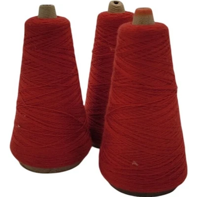 Lote de 3 cono de tejido de mezcla acrílica 2/24 hilo rojo vintage años 80 Foto 1 de 2