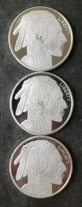 Lotto di tre tondi di bufalo argento SilverTowne 1 oz - Foto 1 di 3