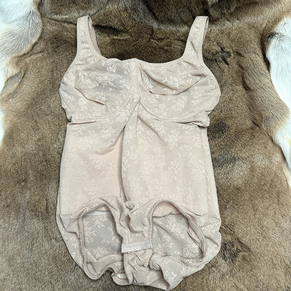 Body Nancy Ganz Body Adelgazantes Prendas moldeadoras Body Mujer Talla 36D Beige Malla Con Aros Foto 1 de 4