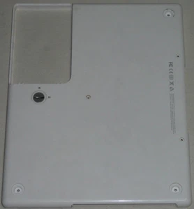 Estuche inferior iBook G4 12" 800MHZ - 1,33 GHz grado B - Imagen 1 de 1