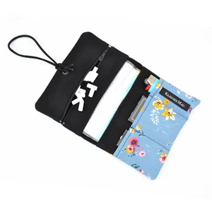 Tabakbeutel "Springtime" Tabaktasche mit Reißverschlussfach gepunktet - Bild 1 von 4