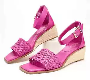 Neu im Karton Vince Camuto Espadrille gewebte Keilabsatzsandale Bretandi virtuell rosa 8 1/2 breit - Bild 1 von 4