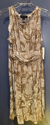 Vestido XLP, Tanque Blanco Florido Tanque Elástico, Carrera Travel Perceptions Nuevo con Etiquetas Foto 1 de 4