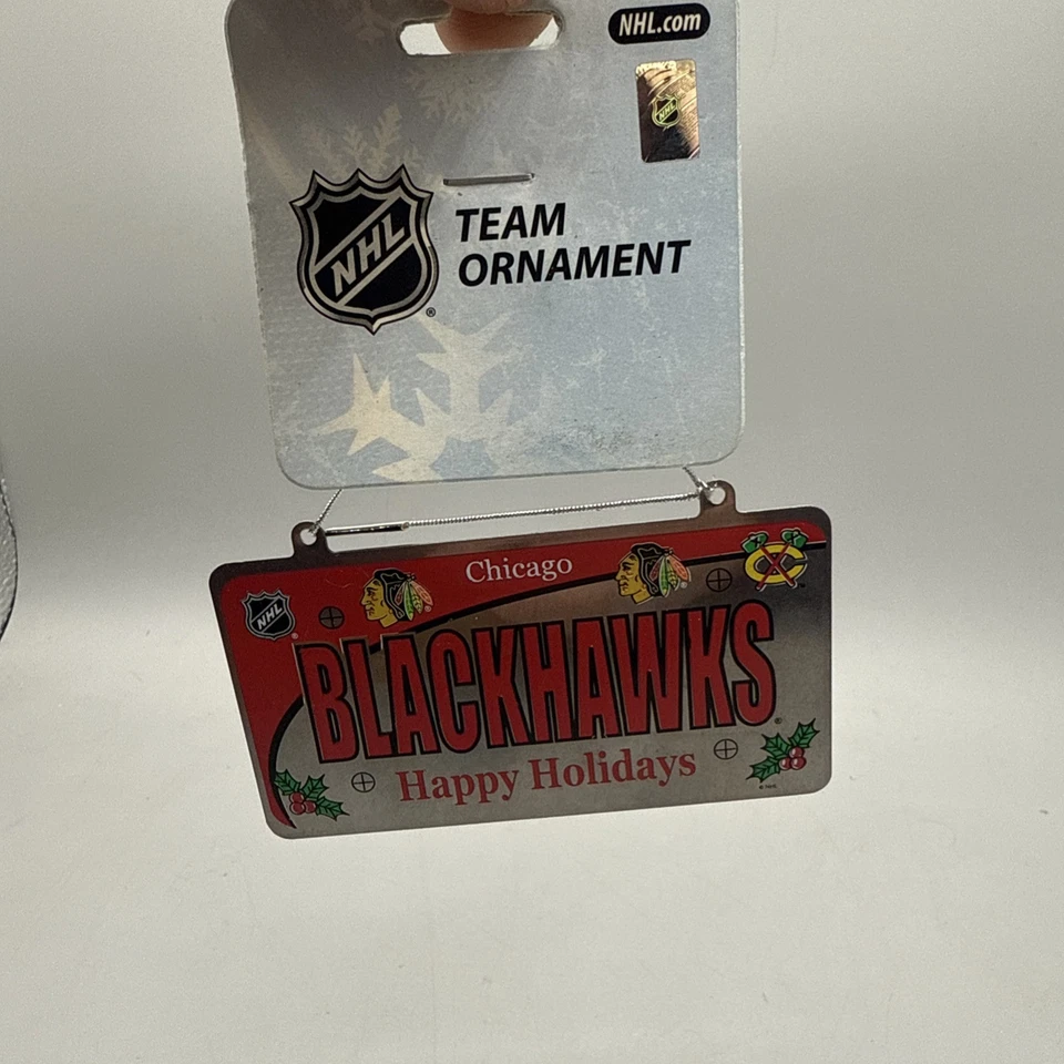 Placa de metal adorno de árbol de Navidad Chicago Blackhawks Foto 1 de 3