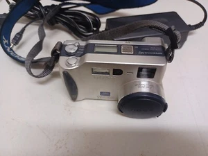 Sony DSC-S70 Cyber Shot LCD Digital Camera 3.3MP 6x Zoom w/ Battery Tested - Picture 1 of 6