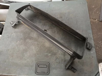 Volvo S40 V50 C30 2007 - 2012 parachoques radiador inferior conducto guía de aire 31283503 Foto 1 de 4