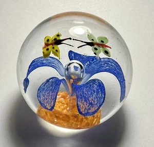 2 1/2” Round Glass Blue/Orange Flower w/ Butterflies Paperweight Unsigned - Picture 1 of 3