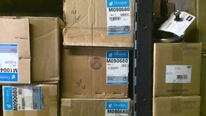 GENUINE NEW DONALDSON OVAL STYLE 2 EXHAUST MUFFLER M090680 (SINGLE) - Picture 1 of 1