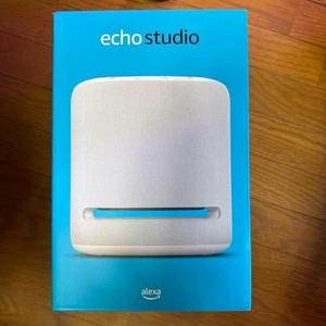 Amazon Echo Studio Smart speaker with 3D audio and Alexa White From JP - Picture 1 of 9