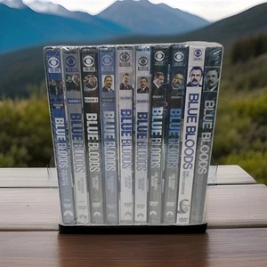 BLUE BLOODS TV SERIES SEASONS 1-10 DVD SET - Foto 1 di 11
