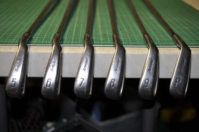 RH Armour 845s Titanium 5i-9i,PW Stiff flex steel 7i-37" #W431 - Image 1 of 4