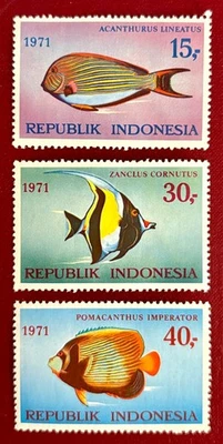 Indonesia 810-812 / 1971 Fish Stamps / Unused / Faults - Image 1 of 2