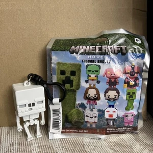 Minecraft Movie Figural Bag Clip Keychain (CHASE) - Skeleton - Picture 1 of 1
