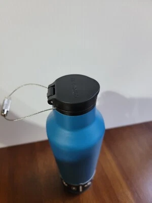 Botella de agua, termo 20oz ideal para mantener el agua fría. nuevo  Foto 1 de 4