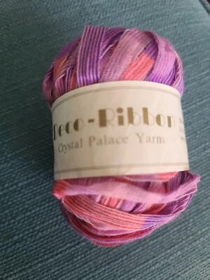 Fio de fita Crystal Palace Deco malha rosa e roxa crochê  - Imagem 1 de 4