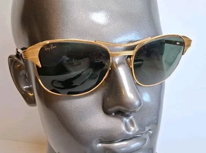Occhiali da sole RAYBAN B&L modello USA SIGNET W0386 anni 80 RAYBAN Top Gun  - Foto 1 di 17