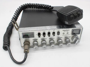 RadioShack TRC 446 CB-Funk Transceiver 40 Kanal mit Mikrofon - Bild 1 von 9