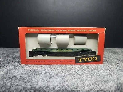 HO Scale Tyco Skid, Flat Car With Culvert Pipe Load Western Maryland T331D - Image 1 of 4