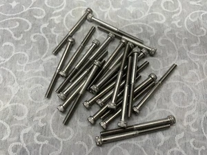 Bolsa de 25 #6 - 32 X 1-3/4" 18-8SS Parte Rosca Hexagonal Cabeza Tapón Tornillos - Imagen 1 de 4