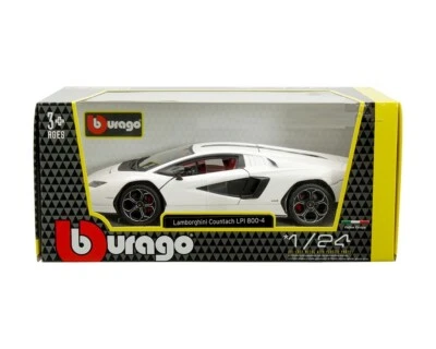 1/24 Bburago Lamborghini Countach LPI 800-4 Diecast Model Car White 21102 WH - Image 1 of 2