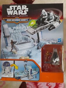 Star Wars The Force Awakens MicroMachines R2-D2 Playset New Disney