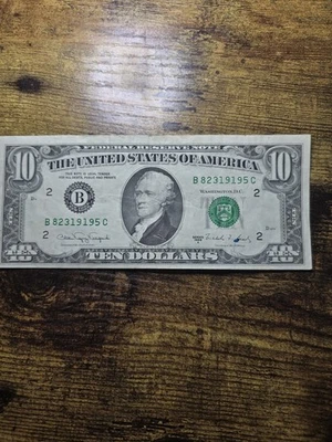 1988 A $10 Ten Dollar Hamilton Bill Note B82319195 C - Image 1 of 3