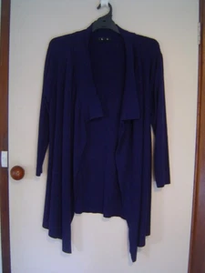 Quality Sue AS NEW!! VERY SMART COSY DARK BLUE LILIA l/sl CARDI Plus size 2XL/18 - Picture 1 of 5