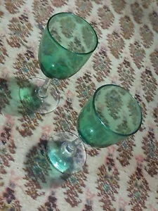 Pair Of Antique English Victorian Bristol Green Wine Glass 12.4cm tall 19th C. - Picture 1 of 5