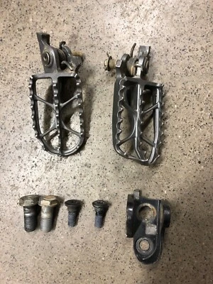 OEM HONDA 2012-2017 CRF250R CRF450R ESTRIBERAS SOPORTE DE MONTAJE CRF450RX 2017 2018 Foto 1 de 4