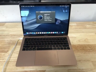 APPLE Laptop/Netbook MACBOOK AIR A1932 (EZ5006390) - Image 1 of 4