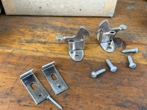 24 CAPTURAS DE CODO Stanley de colección de lote antiguo con tornillos, sobres originales en caja de stock - Imagen 1 de 9