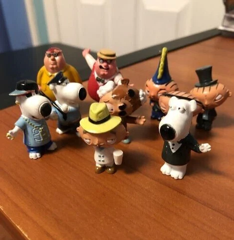 FAMILY GUY MINI  FIGURE SET OF 10 WITH BRIAN PETER STEWIE GRIFFIN RETIRED Cover