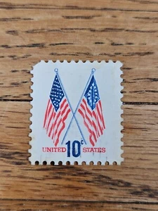 US Stamp 50 Star/13 Star Flags 10c Used - Picture 1 of 2