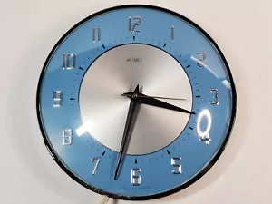 Bellissimo orologio da parete vintage METAMEC made in England - NOTA! 240v - molto pulito - Foto 1 di 9