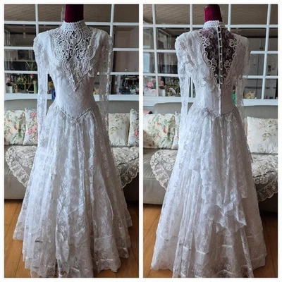 High Neck Victorian Wedding Dresses Long Sleeves Lace Appliques Bridal Gowns - Image 1 of 4