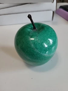 Briefbeschwerer Steinapfel mit Stiel grün Dekor - Bild 1 von 3