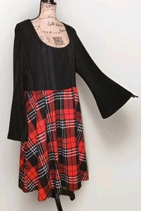 Shein Curve - Vestido Suéter Acampanado y Calce Negro y Rojo - Para Mujer Talla 4XL - Imagen 1 de 4