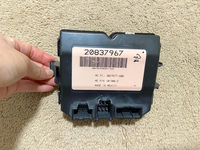 2011-2015 Cadillac SRX Tailgate Liftgate Trunk Lift Control Module 20837967 - Изображение 1 из 4