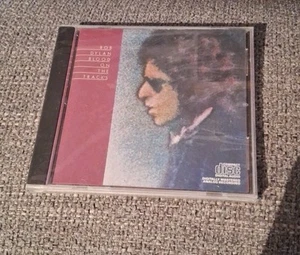 FACTORY SEALED Bob Dylan CD Blood On The Tracks BMG Music Club CRACKED CASE New - Picture 1 of 2