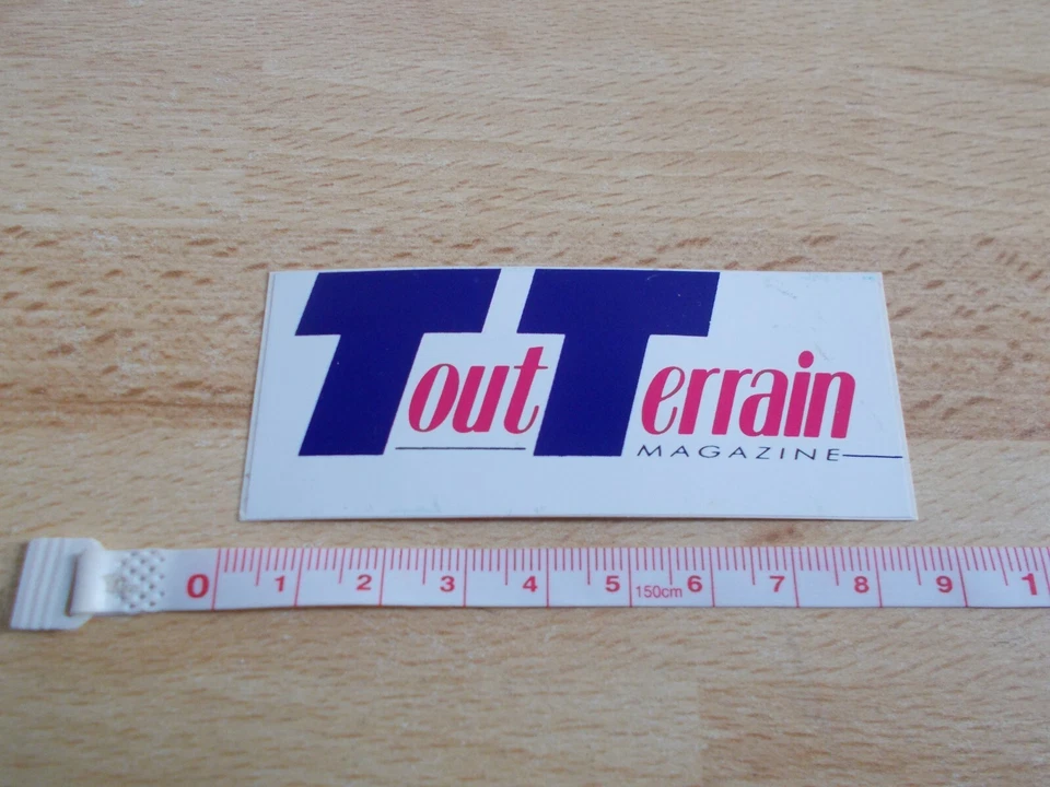 Selbstklebend Alle Terrain Magazine - Bild 1 von 1