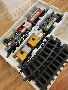 Toy State Train Set American Classic Express Battery Operated - Wants To Run - Picture 1 of 8