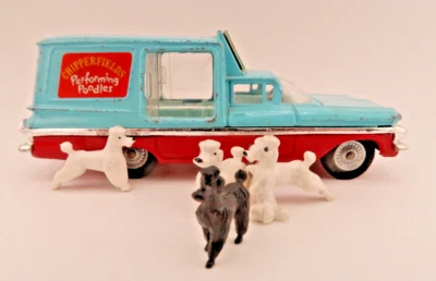 CORGI TOYS 511  * CHEVROLET IMPALA * CHIPPERFIELDS PERFORMING POODLES  * 1:43 - Bild 1 von 4